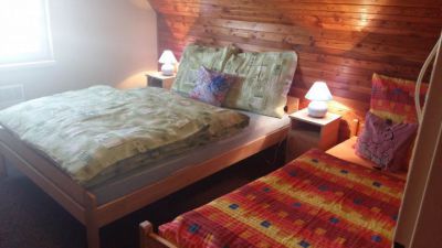 Liptovská chata pri potoku