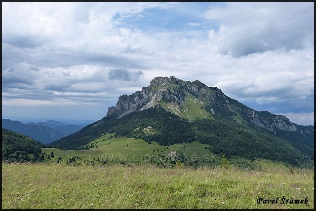 Velký Rozsutec ze sedla Osnice