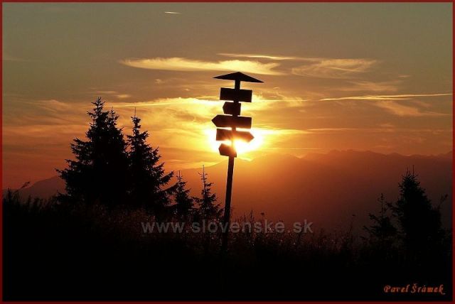 Východ slunce pod Chlebom