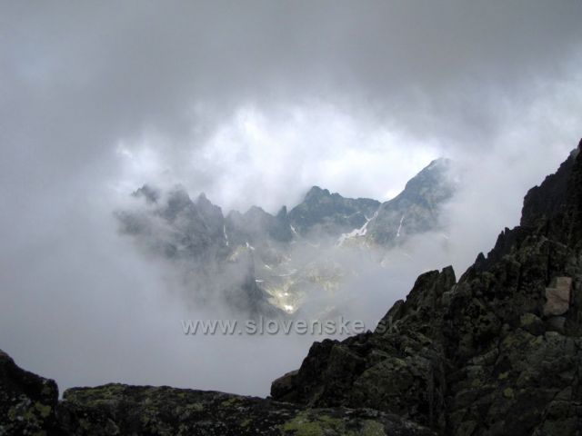 z Lomnického sedla