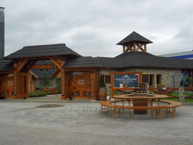 Nestville - Hniezdne