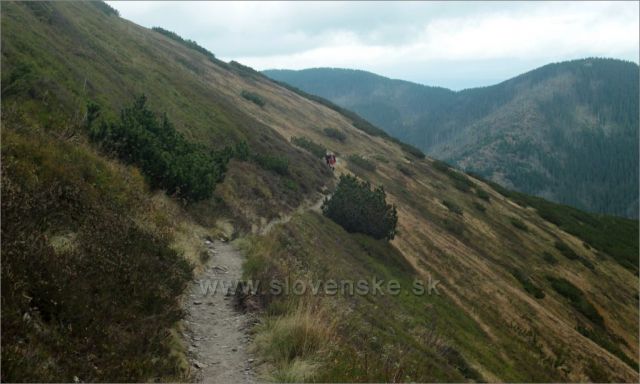 Chodník do sedla Zábrať