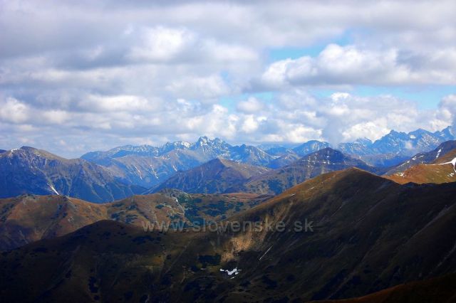 v povzdali gerlachovsky stit