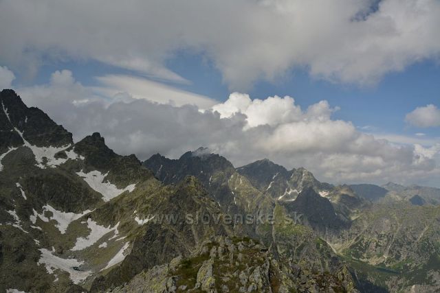 Litvorový štít,Gánek,Vysoká,Rysy aj.nad Polským hřebenem..