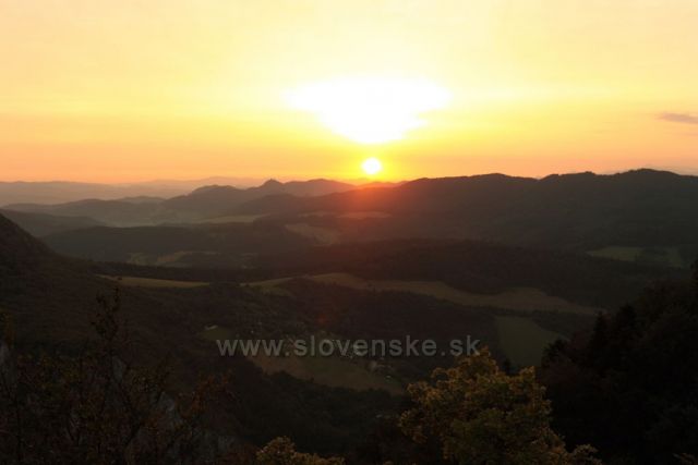 východ slunce- Velký Manín
24.7.2016