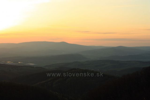 západ slunce od útulny Izba