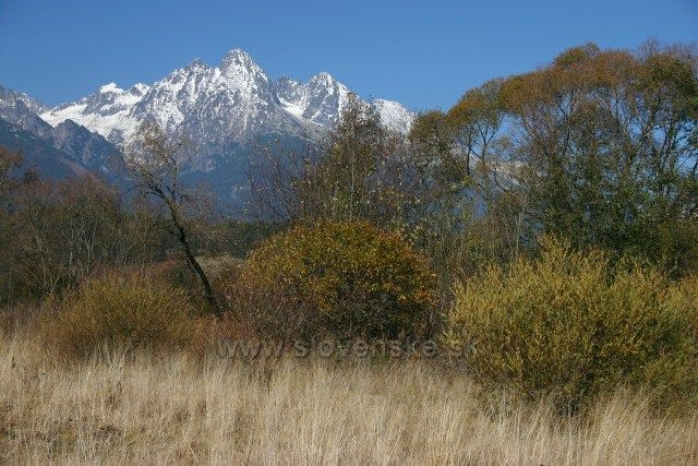 Lomnický už svítí