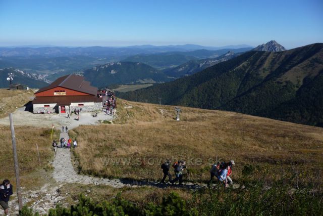 Foceno z chodníku do Snilovského sedla