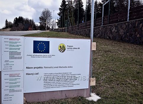 Vstup do šport areálu MEDVEDIA DOLINA.