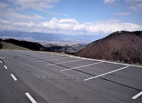 Parkovisko MEDVEDIA DOLINA.