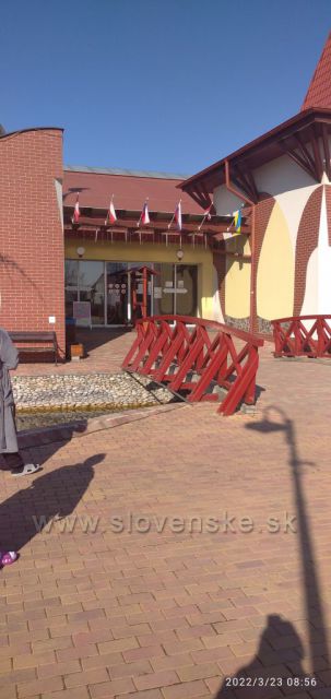 Hlavní vstup do thermál parku