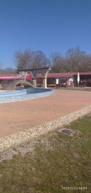 bazén z protiproudem