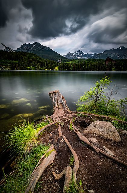 Před deštěm na Štrbském Plese